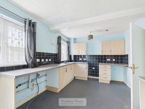 Photo 7- click for photo gallery